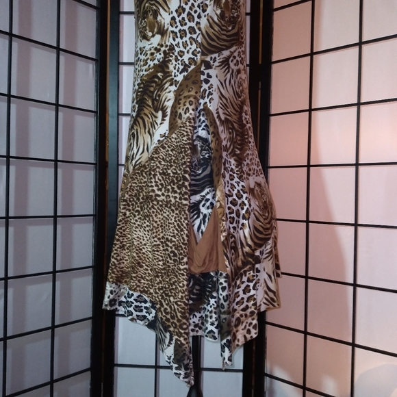 32A. Méchant Geometric Patchwork Dress - Picture 14 of 17